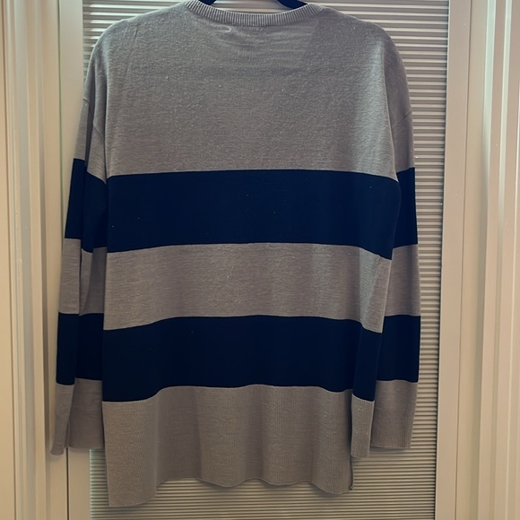 Barney’s NY V neck linen blend sweater - Picture 4 of 7